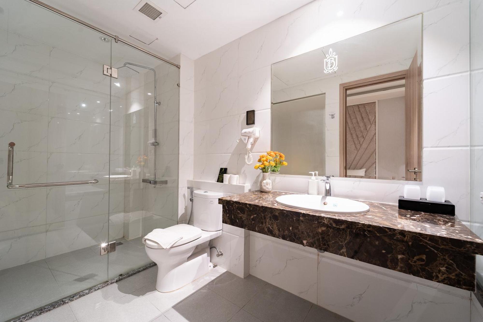 Nicecy Hotel Suites & Spa Bandar Ho Chi Minh Bilik gambar