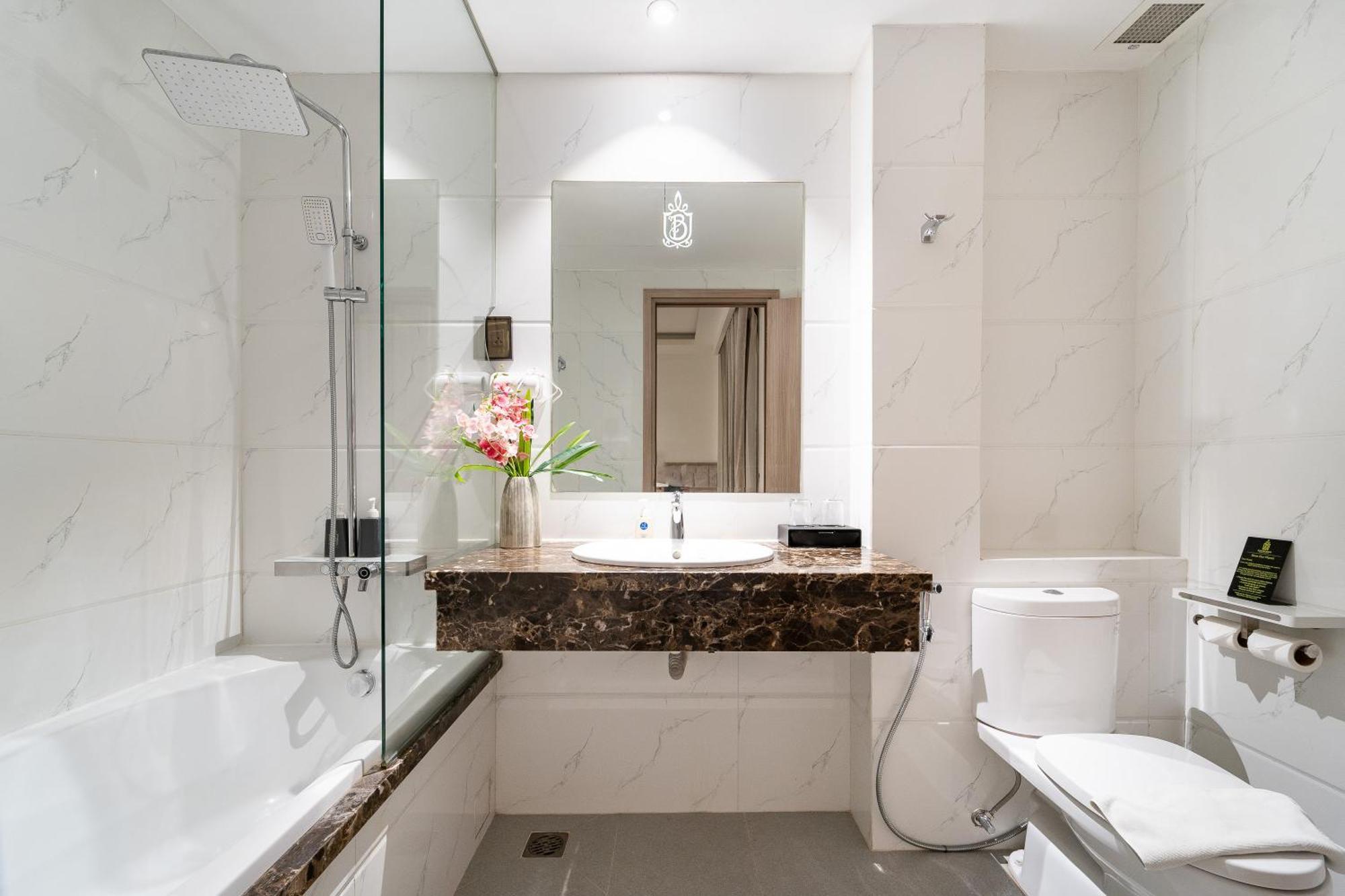 Nicecy Hotel Suites & Spa Bandar Ho Chi Minh Bilik gambar